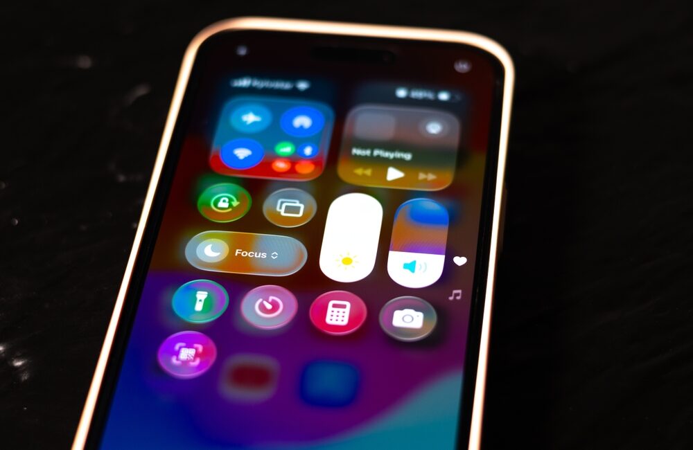 Screenshot delle beta pubbliche di iOS 27