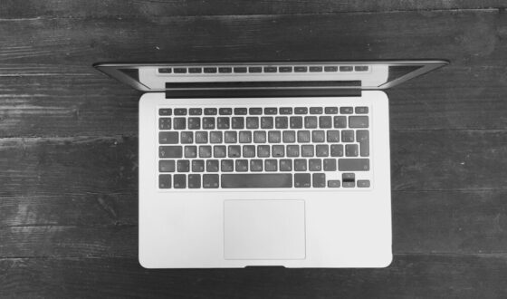 MacBook OLED in fase di test
