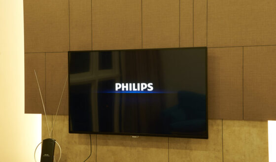 Philips Hue Play Gradient Strip Light Pro