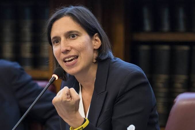 Elly Schlein durante un intervento politico