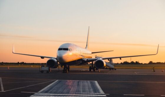 Airbus A350F in volo
