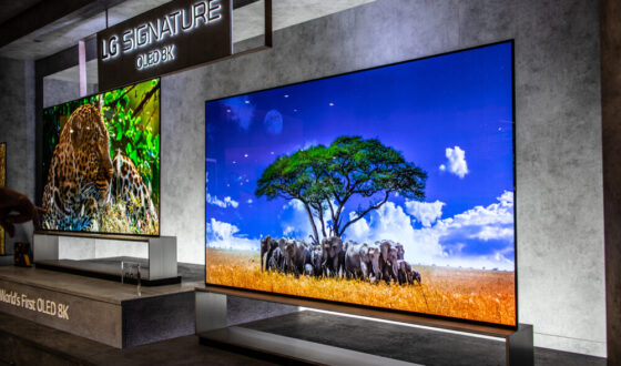 Roku Pro Series OLED TV
