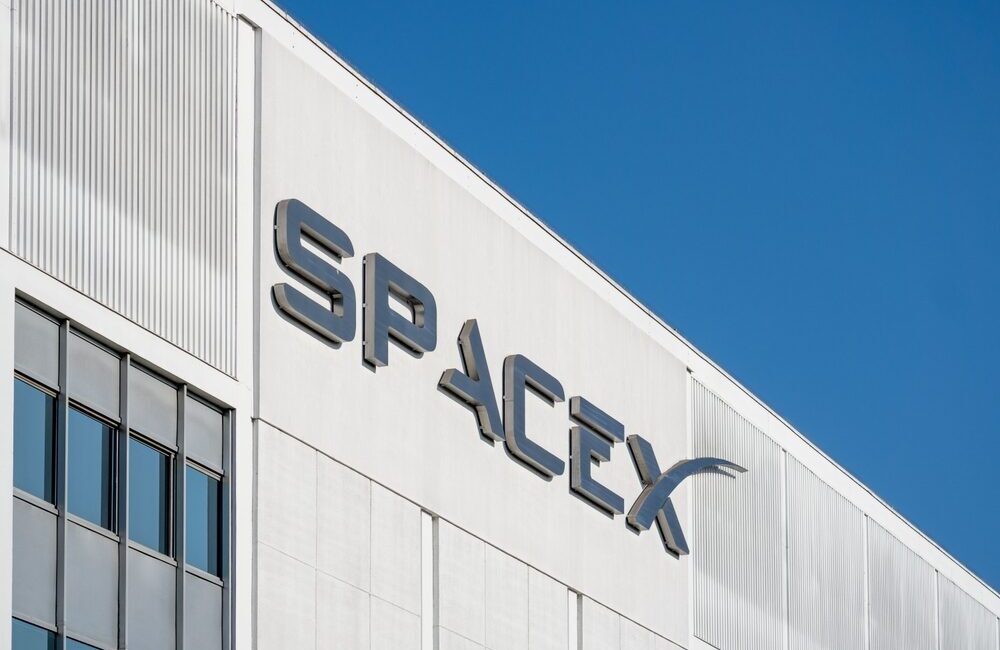Elon Musk annuncia donazione azioni SpaceX